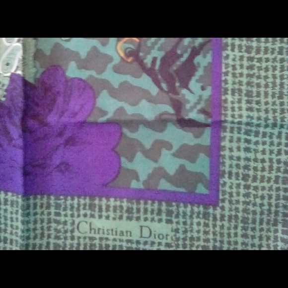 DIOR - Picture 2 of 3